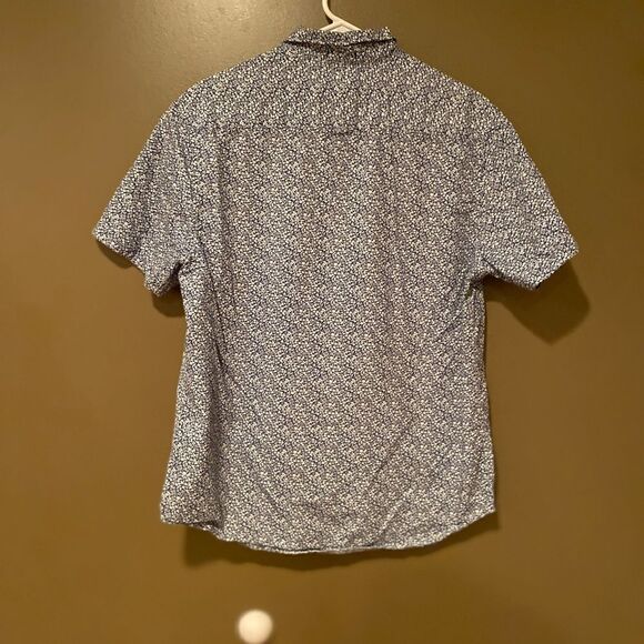 Denim & Flower Short Sleeve Button Up Shirt Size Large Floral Print - Picture 6 of 7